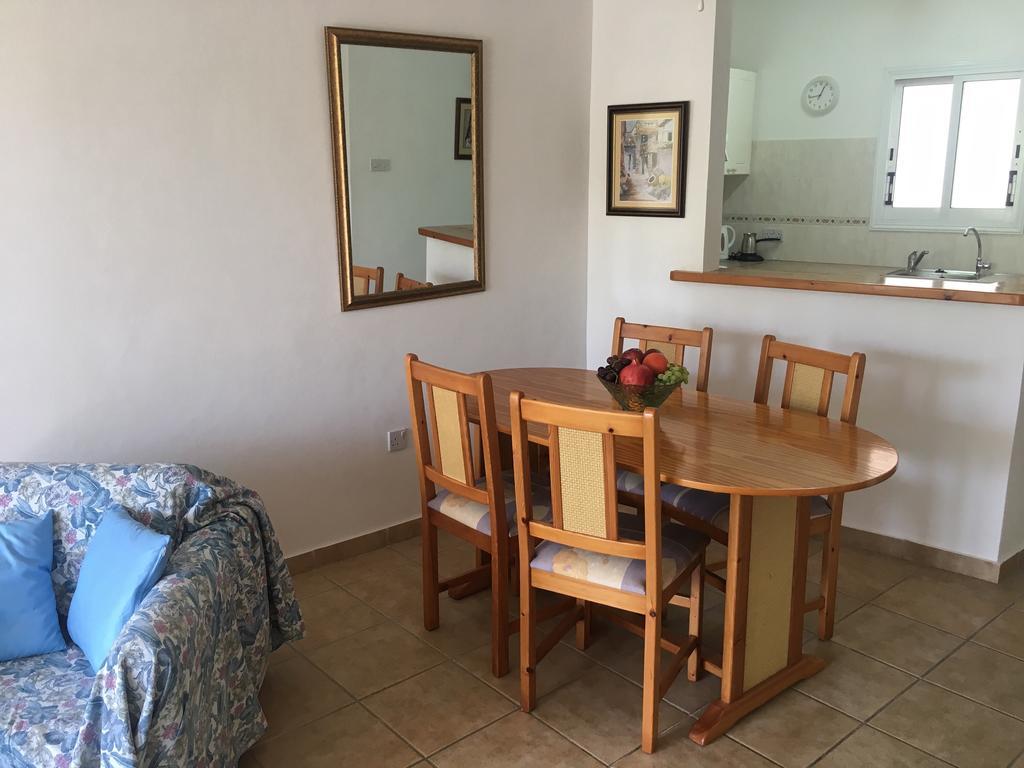 Apartment Paradise Gardens Paphos